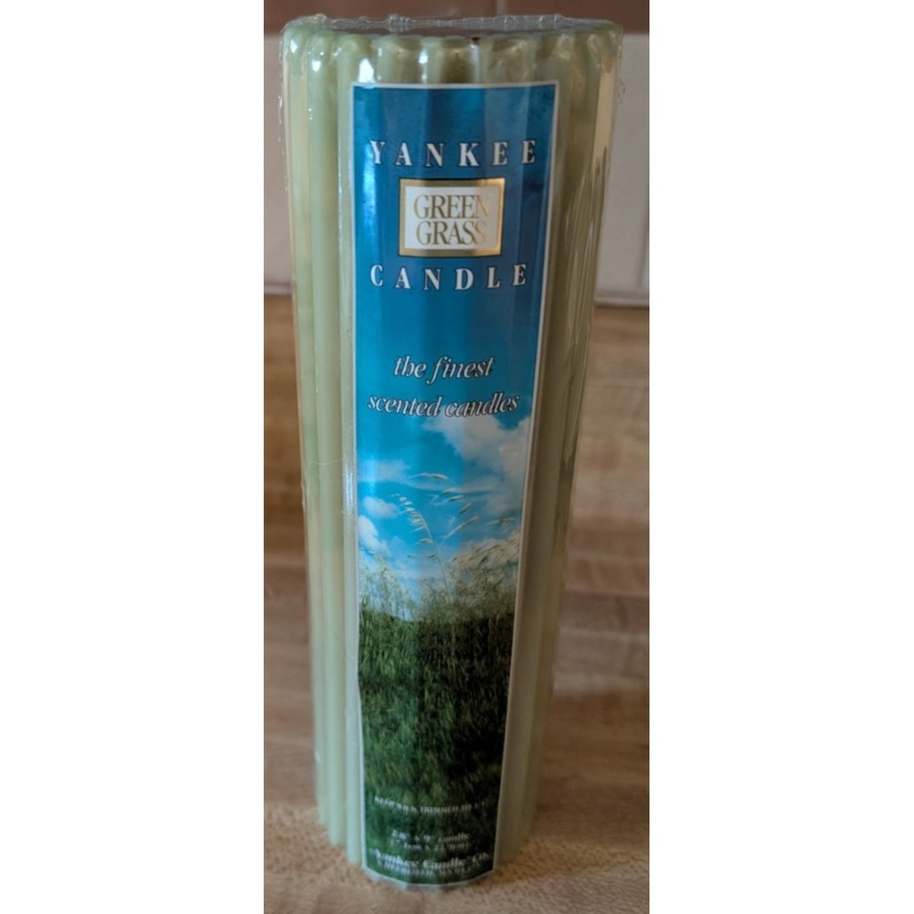 VINTAGE Yankee Candle Green Grass Pillar 9" Candle NOS S.Deerfield, MA
